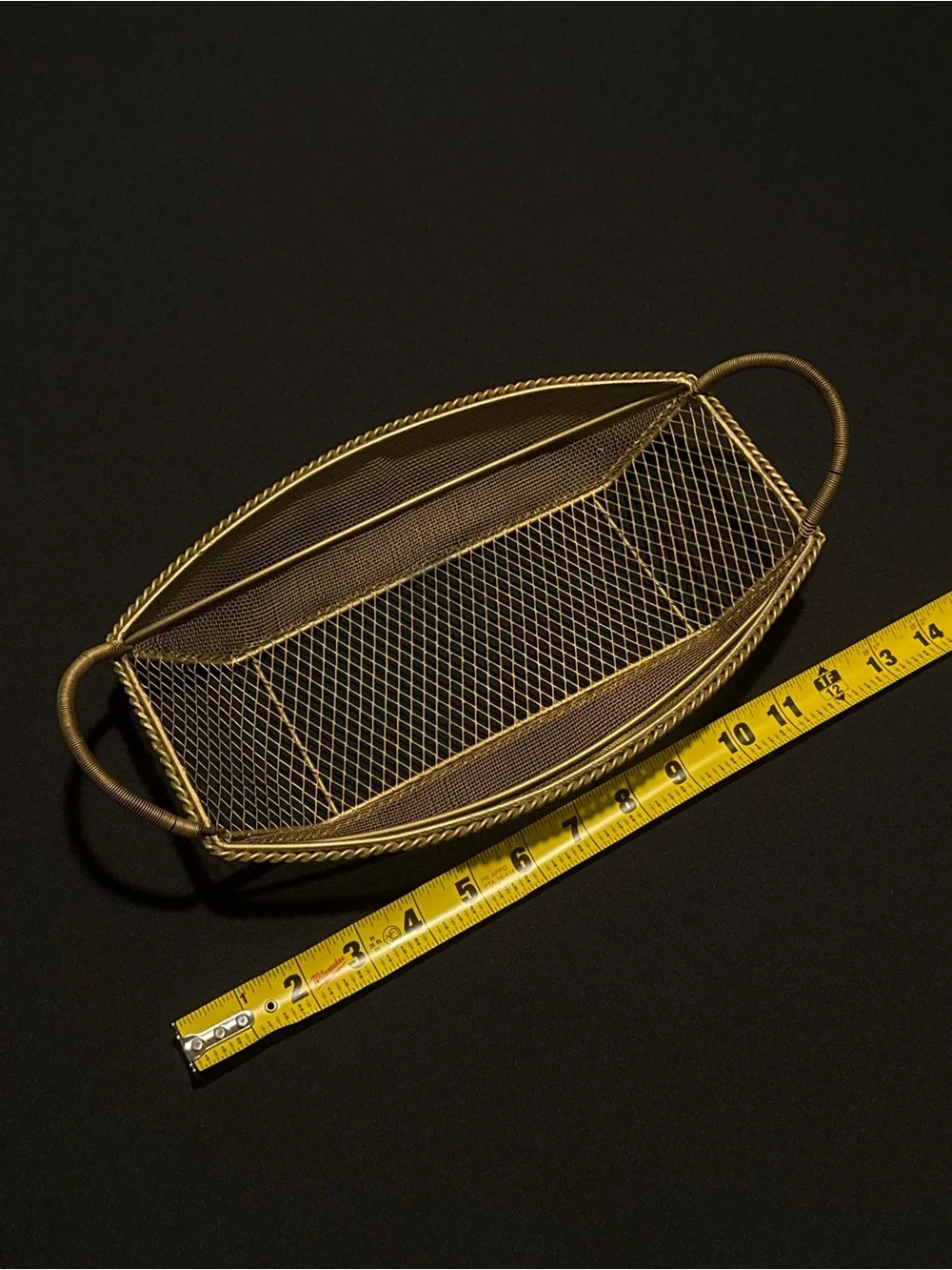 N/A elegant gold
